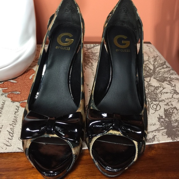 Animal print shoe by Guess - Picture 4 of 8