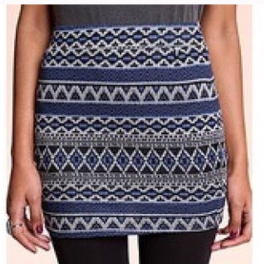 Sparkle and Fade Geometric Sweater Skirt