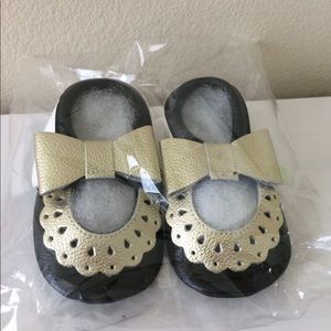 Toddler Lace and Bow Leather Moccasins/moccs: 7