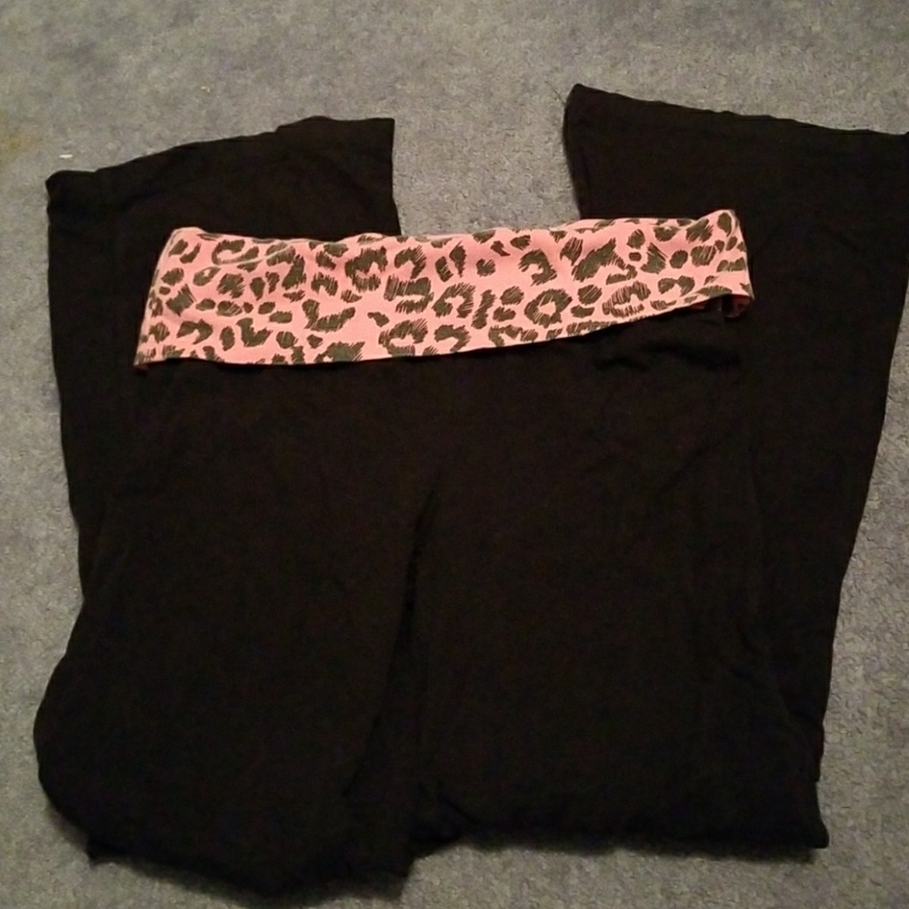 Yoga pants