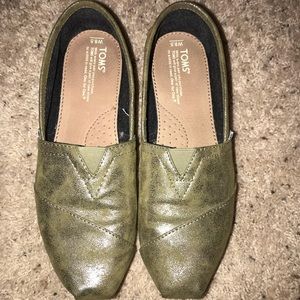 Army Green Metallic Toms