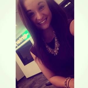 Meet your Posher, Dani