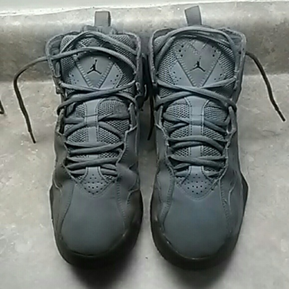 Jordan True Flights Size 7y - Picture 1 of 5