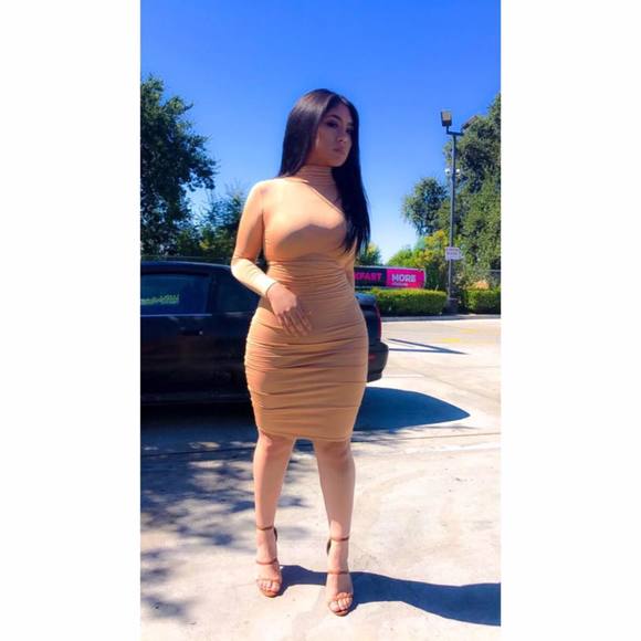 Meet your Posher, Ruth - Picture 1 of 1