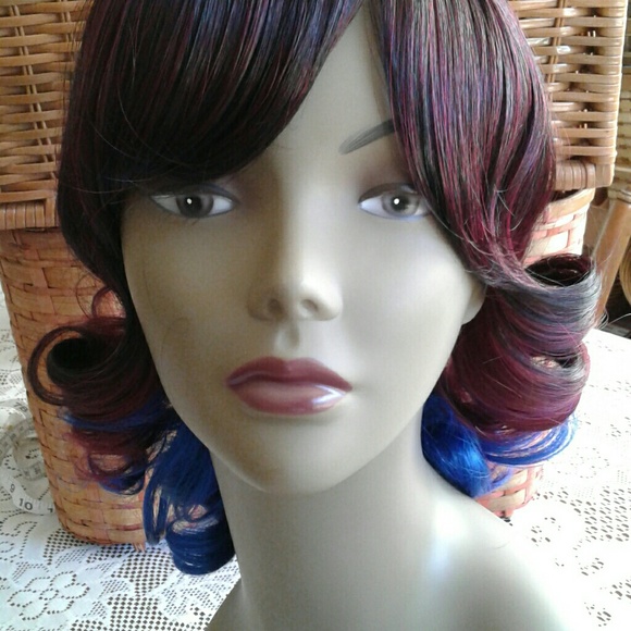 Super cute wig. - Picture 6 of 8