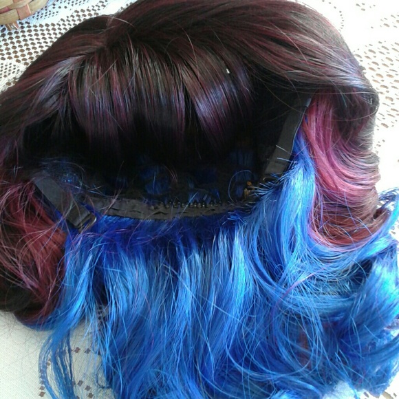 Super cute wig. - Picture 7 of 8