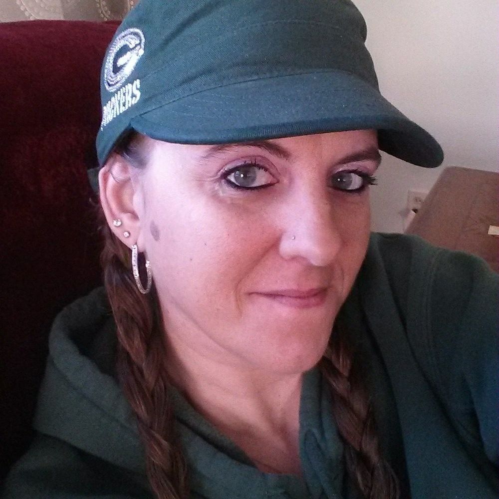 Meet your Posher, Pam