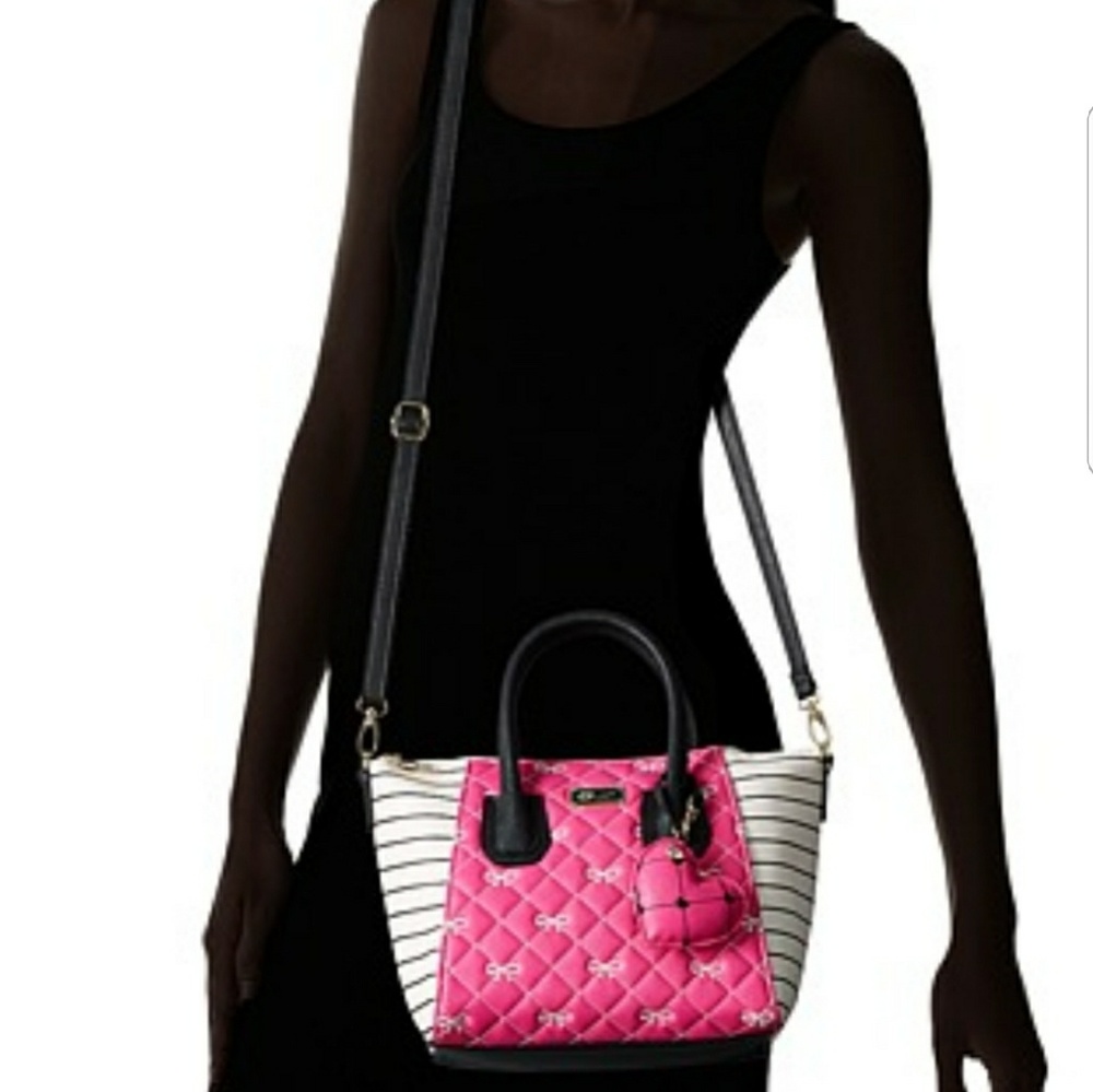 🎊FLASH SALE!🎊NWT-Betsey Johnson Giyaa Satchel - Picture 6 of 8