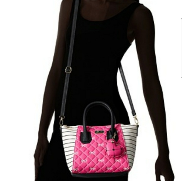 ๐FLASH SALE!๐NWT-Betsey Johnson Giyaa Satchel - Picture 6 of 8