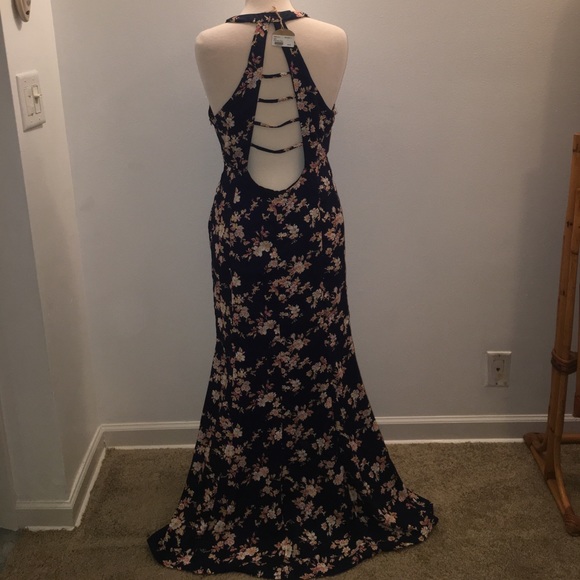 NWT Cals Floral Navy Maxi Dress Open Back MEDIUM - Picture 8 of 8