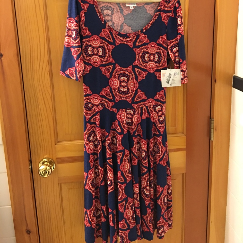 BNWT Lularoe Nicole dress