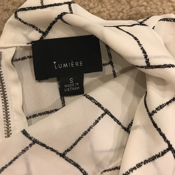 New with out tags lumiere blouse zipper detail - Picture 2 of 3