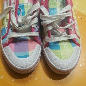Shoe