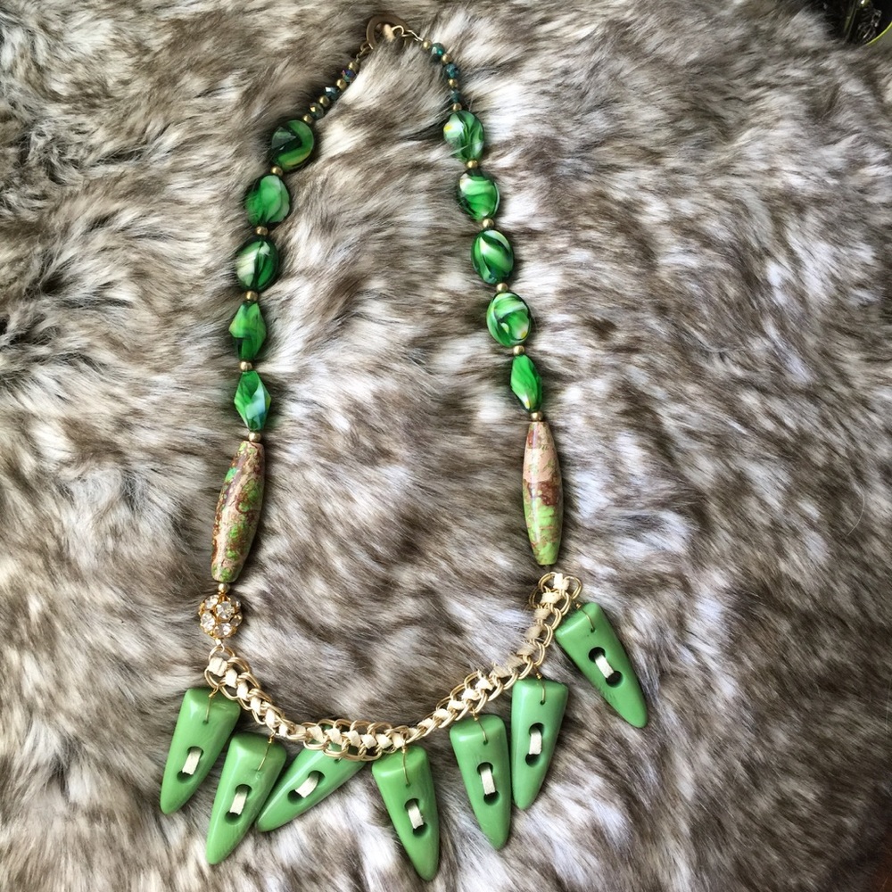 Grace Kelly statement necklace