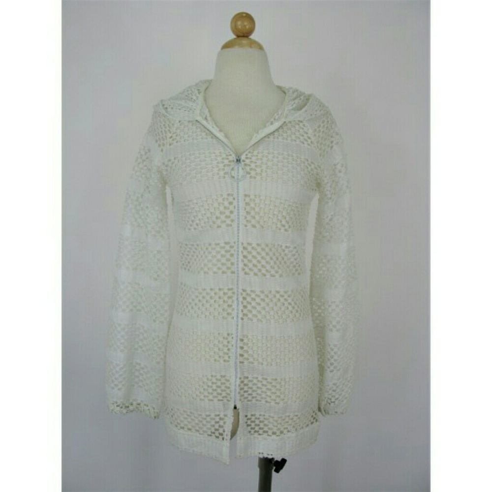 Vintage Boho Chic Crochet Lace Hooded Cover-up