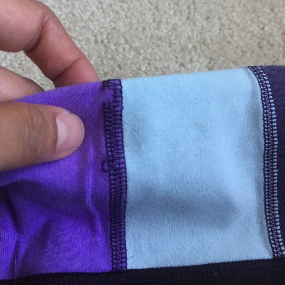 Lululemon short - Picture 3 of 5