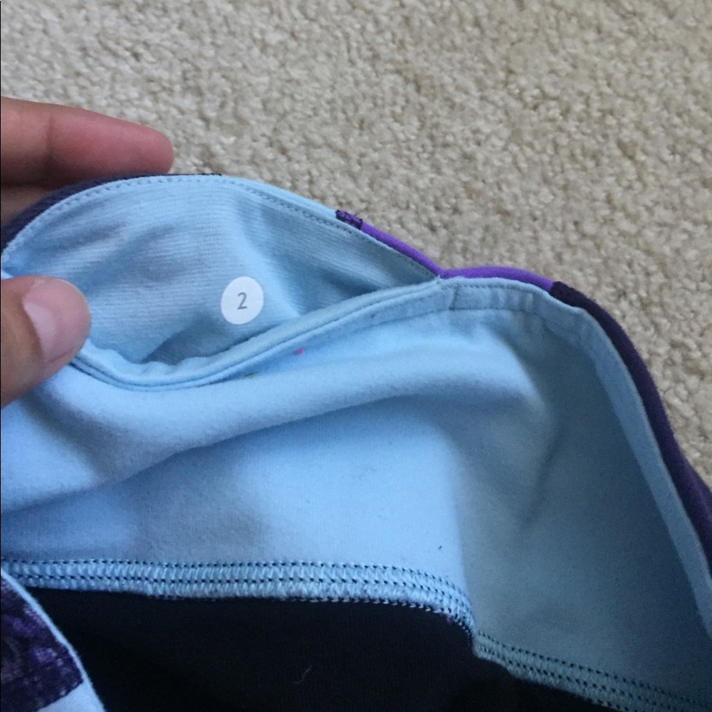 Lululemon short - Picture 5 of 5