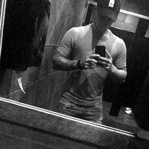 Meet your Posher, Blake