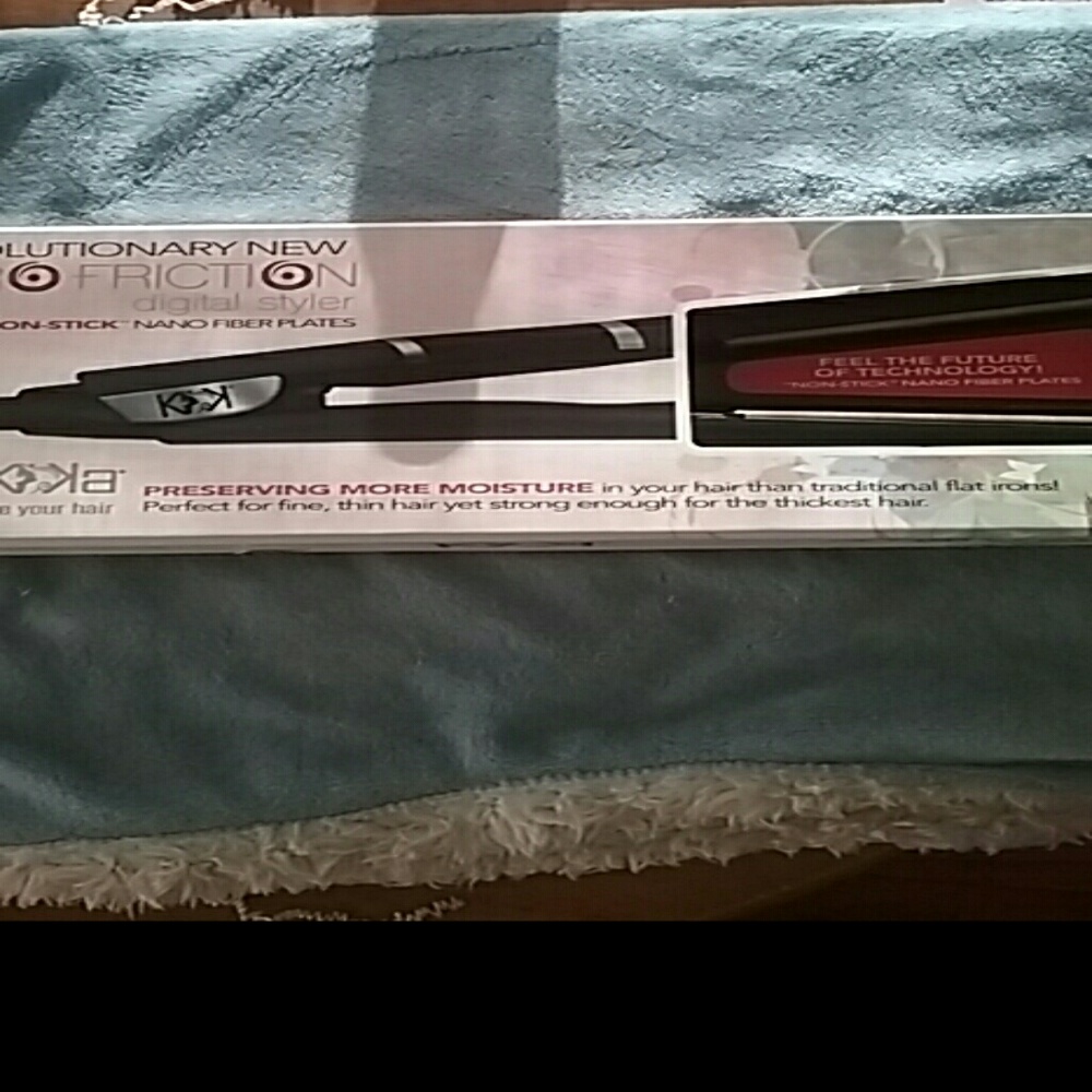 Unikka digital hair styler