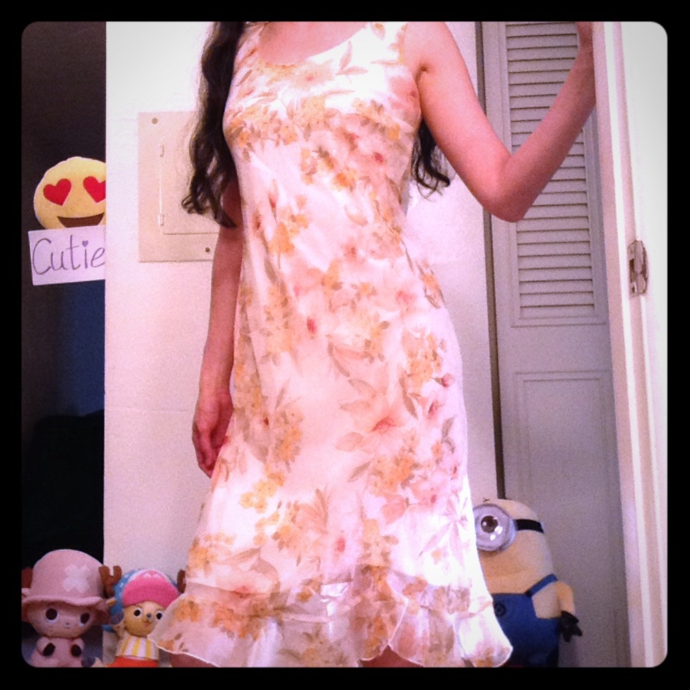 Meghan Matthews Beige & Orange Floral Dress Size M