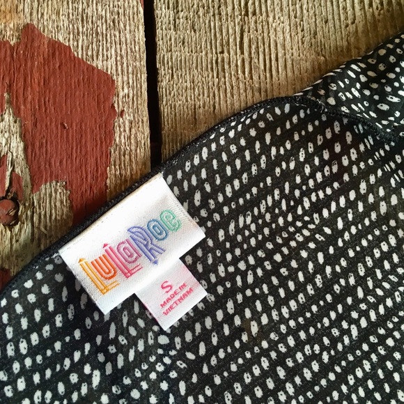 LuLaRoe Monroe Kimono - Picture 2 of 3