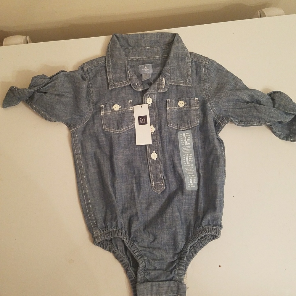 Long sleeve body suit.