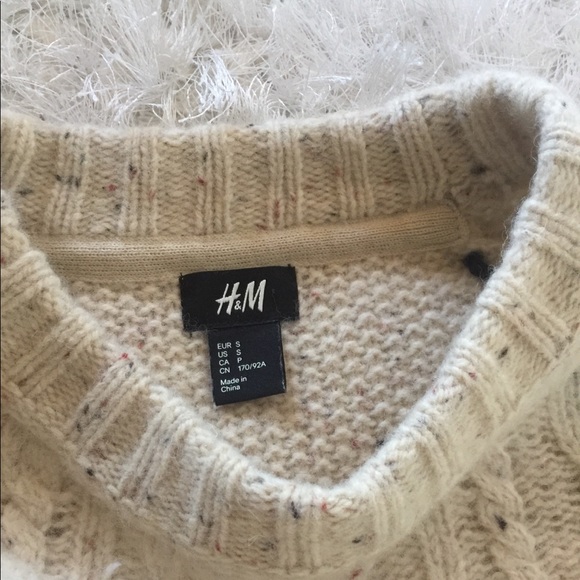 🟣 H&M Sweater - Picture 2 of 3
