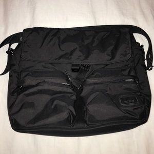 Tumi messenger laptop bag