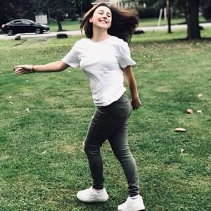 Meet your Posher, Melissa