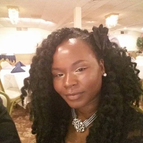 🌺Meet The Posher🌺 - Picture 2 of 5