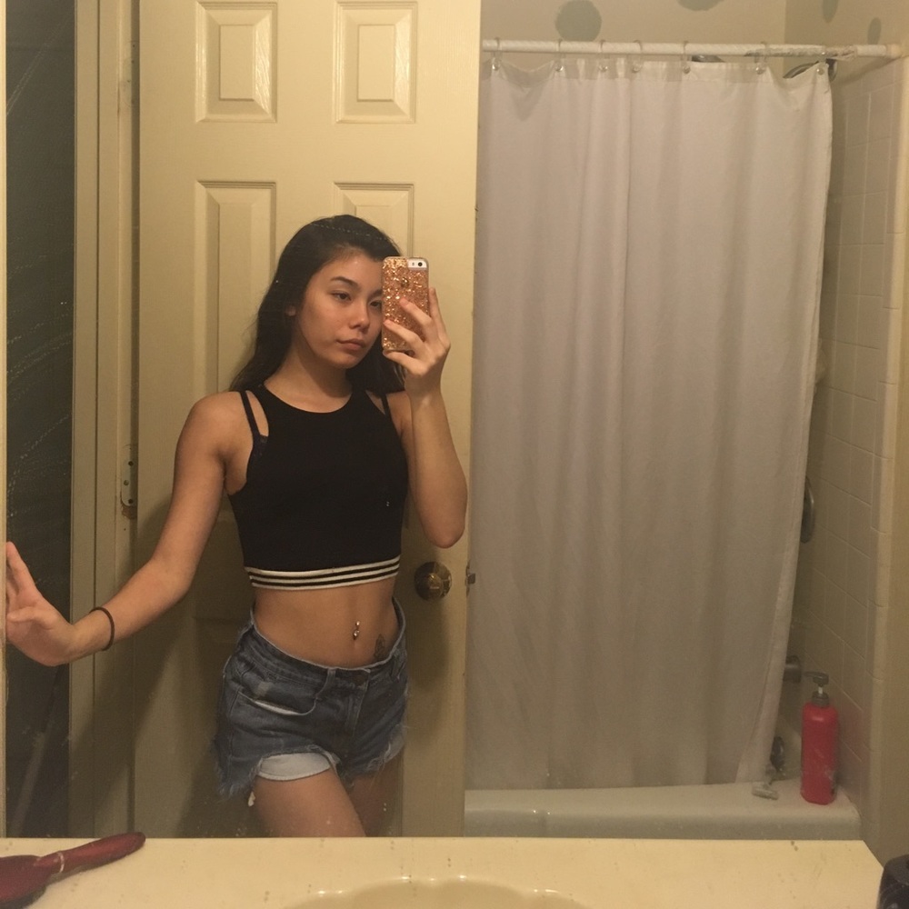 Crop top