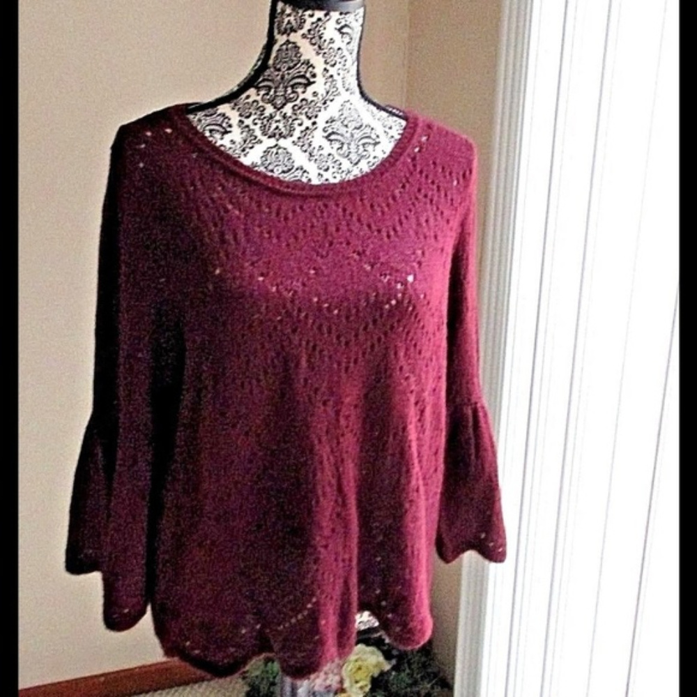 LC Lauren Conrad Sz S  L Wine Bell Sleeve Sweater - Picture 3 of 7