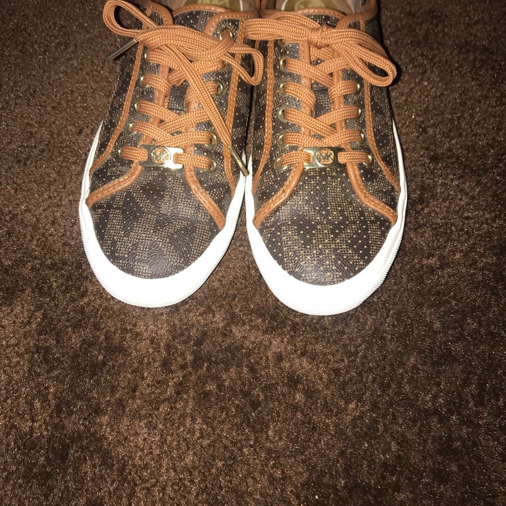 Micheal Kors new shoes used few times