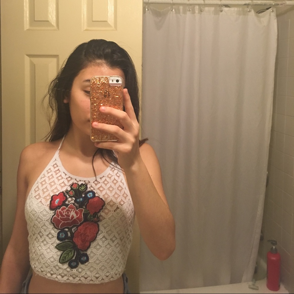 crop top