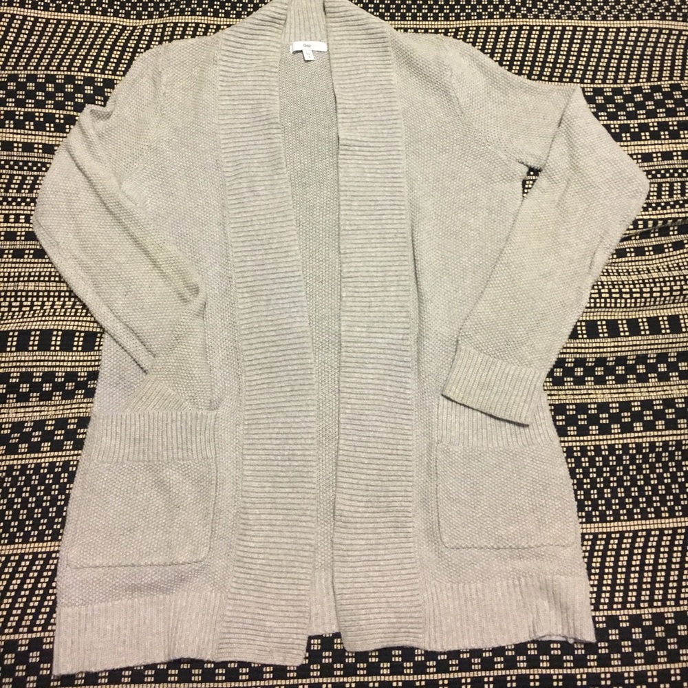 Gap grey cardigan