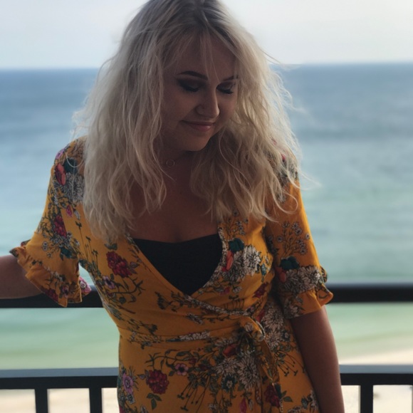 Tie around maxi dress - Picture 3 of 3