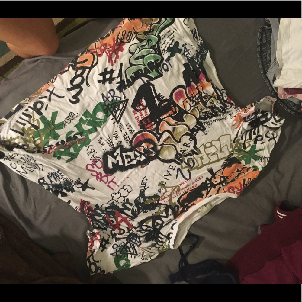 t shirt