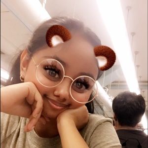 Meet your Posher, Bibi