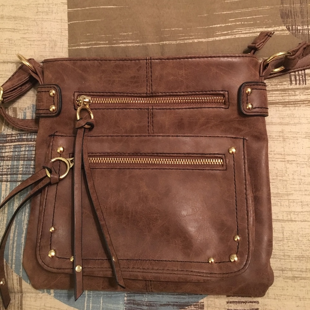 Signature Studio brown Crossbody