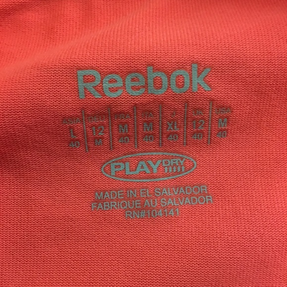 Reebok workout shirts - Picture 2 of 2