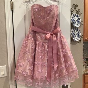 Strapless homecoming/formal