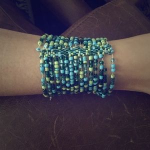 Multicolored bead bracelet