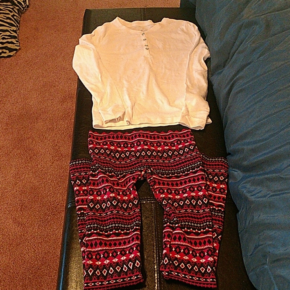 Super cute girls top and 2 tights