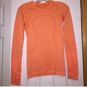NWOT Lululemon Top