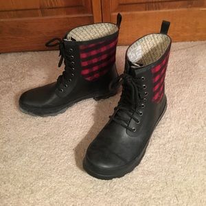 Chooka Buffalo Plaid Rain Boots