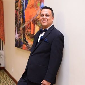 Meet your Posher, Faisal