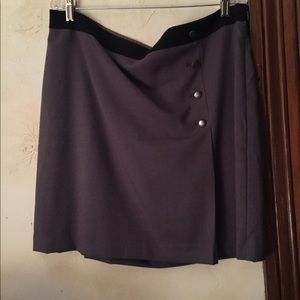 Gray w/ Black Detail Skirt NWT