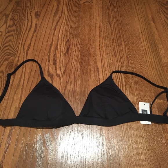 GAP Other - NWT GAP triangle bikini top sz. Small