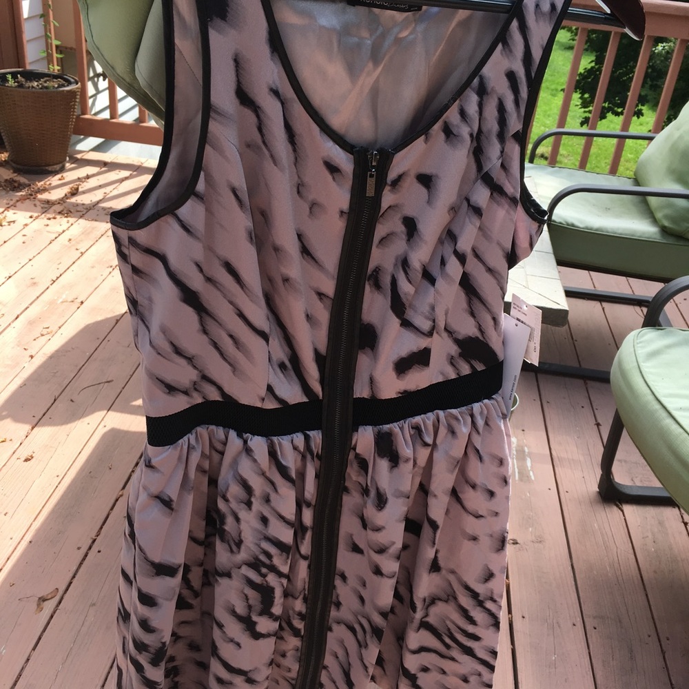 Posh-Is-Fab😱Kensie Cocktail Dress size 8 - Picture 6 of 10