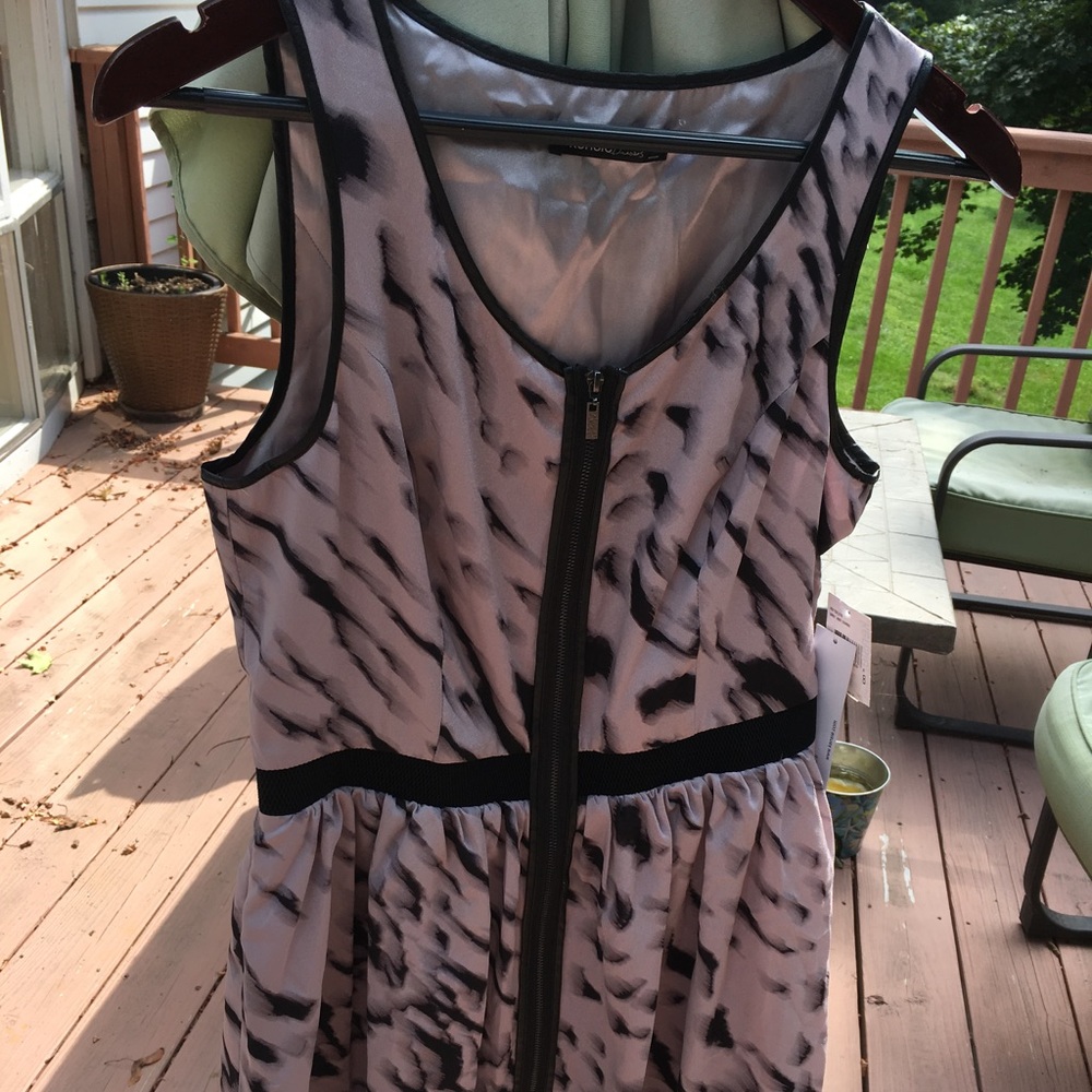Posh-Is-Fab😱Kensie Cocktail Dress size 8 - Picture 7 of 10